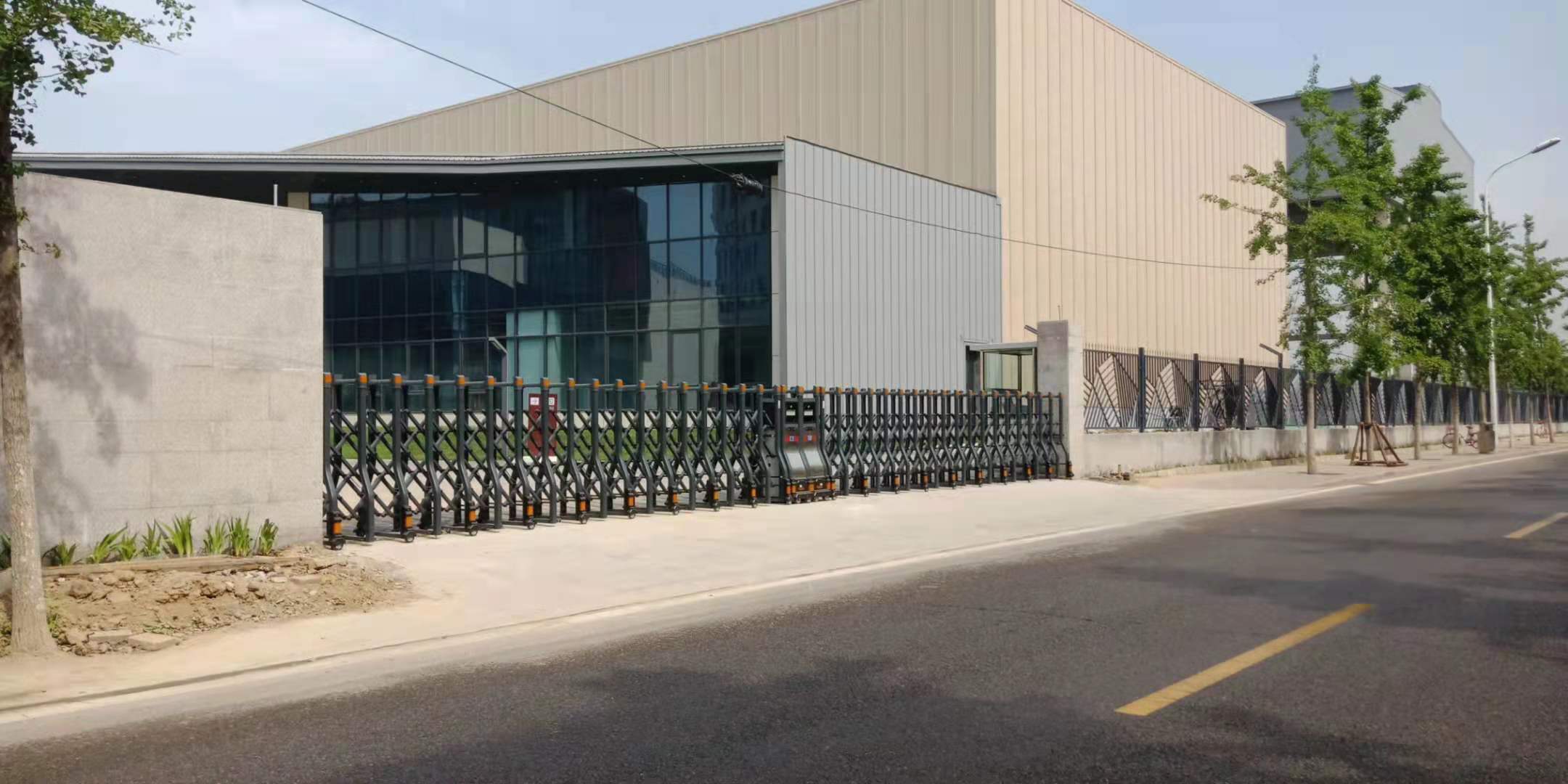 英龍 電動(dòng)門(mén) 伸縮門(mén) 英龍 電動(dòng)門(mén) 伸縮門(mén)